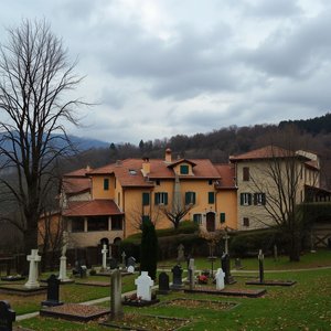 Novembre è il mese dei morti — Meaning, Use and Real-life Examples