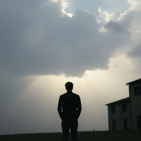 O que significa Vivere sotto una nuvola